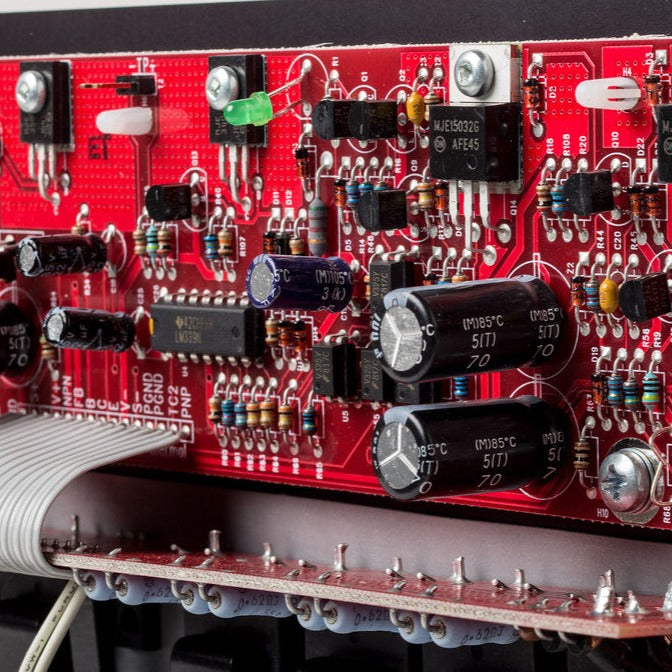 Anthem MCA 325 V2 Cinema Architects